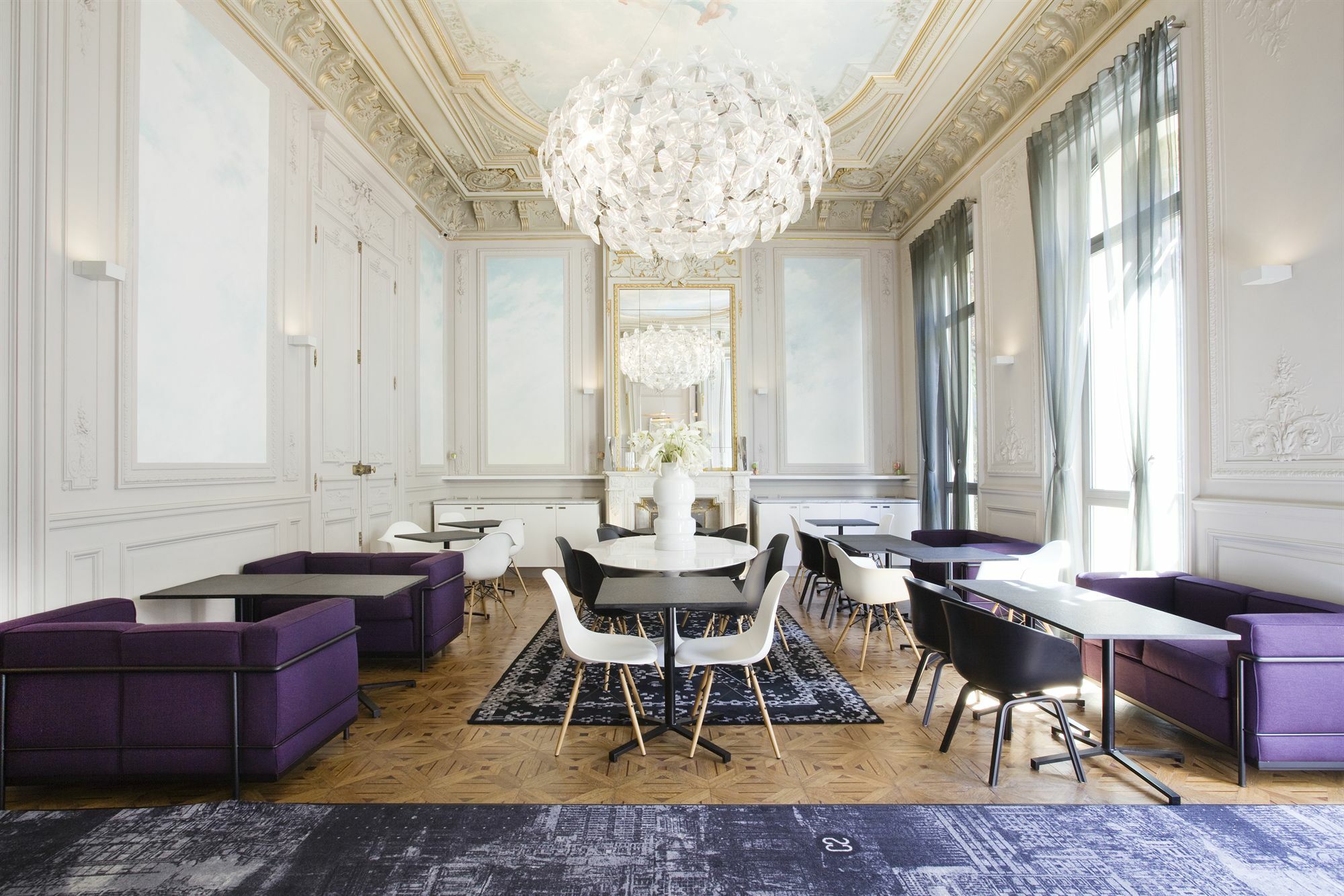 C2 Hotel